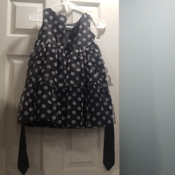 Girls dress - Picture 2 of 2